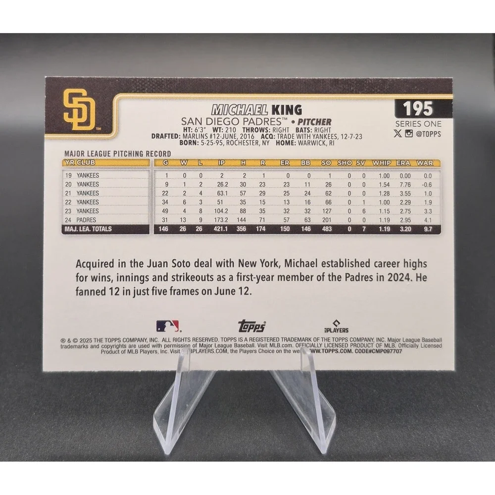 2025 Topps Series 1 Michael King #195 Team Color Border Variation SP Padres